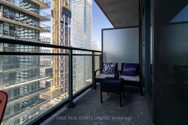 Additional image 22 of 45 Charles St Unit 4503