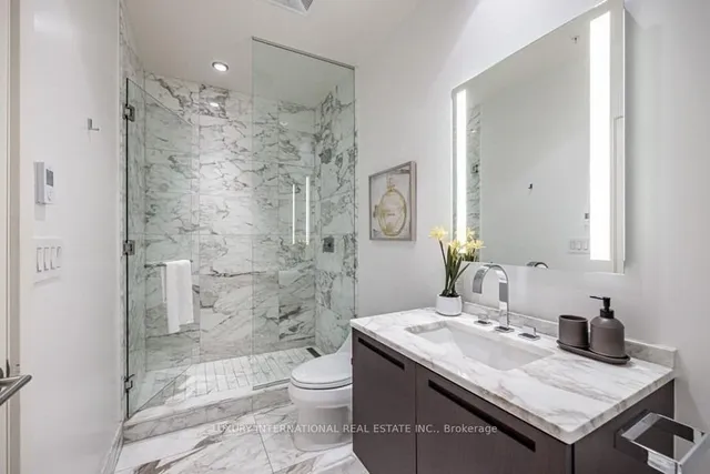 Additional image 12 of 180 University Ave Unit 5501