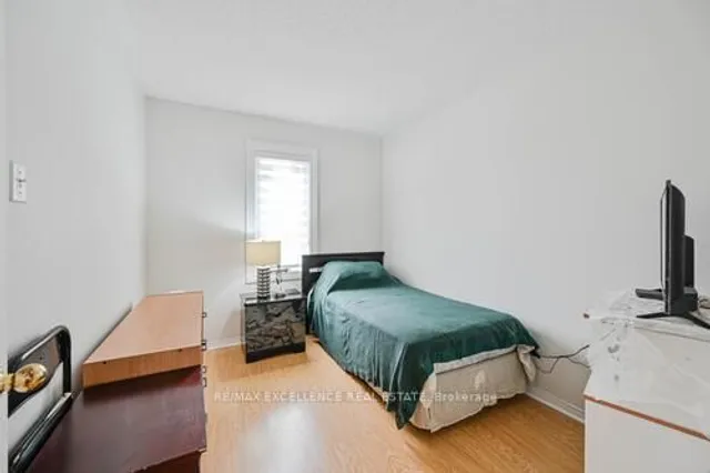 Additional image 30 of 80 Wickstead Crt