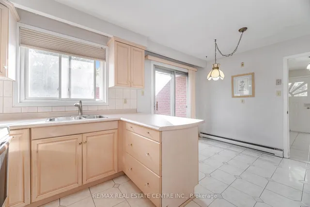 Additional image 17 of 1048 Melton Dr