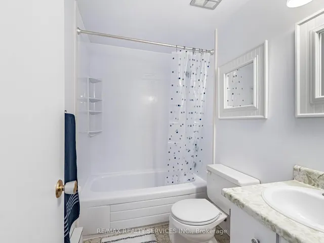 Additional image 35 of 20 Jasmine Sq