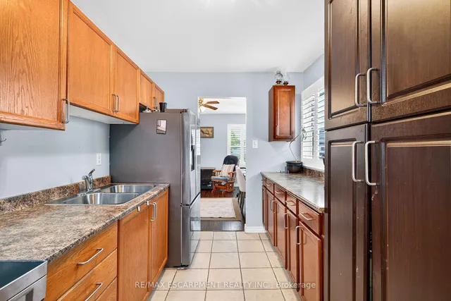 Additional image 13 of 15 Donald Ave