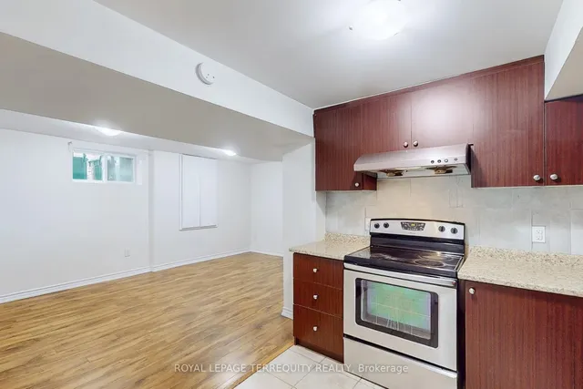 Additional image 42 of 54 Mistdale Cres