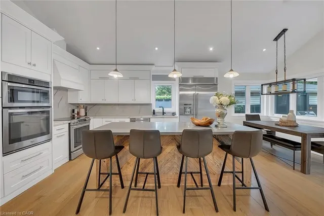 Additional image 8 of 515 Bridgman Ave