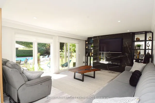 Additional image 18 of 17 Crescent Hill Dr