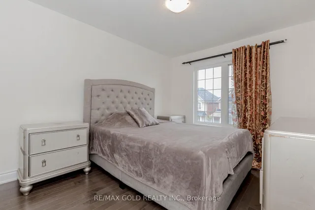 Additional image 29 of 34 Folgate Cres