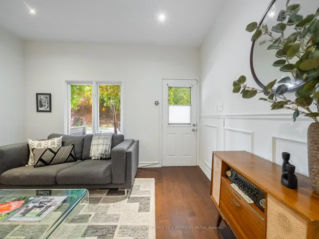 Additional image 17 of 77 Walnut Ave