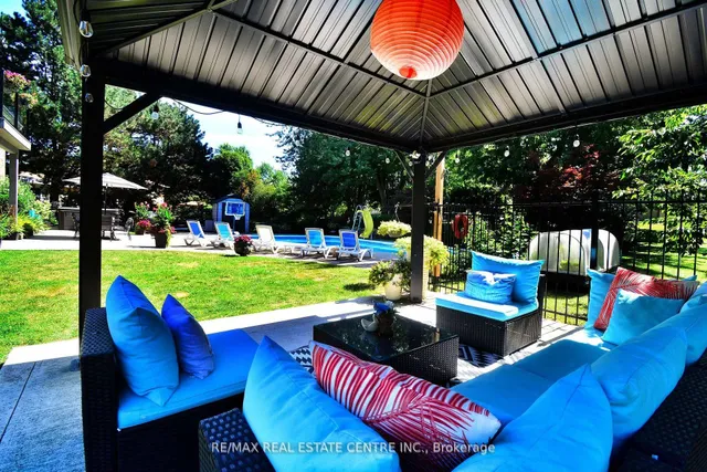 Additional image 8 of 17 Crescent Hill Dr