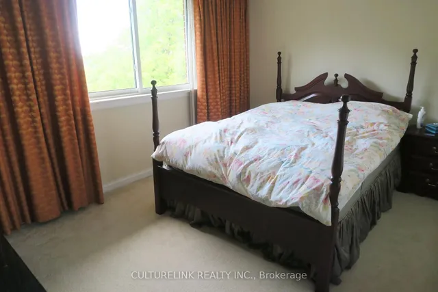 Additional image 16 of 568 Cummer Ave