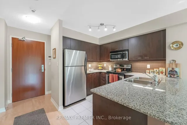 Additional image 10 of 1403 Royal York Rd Unit 216