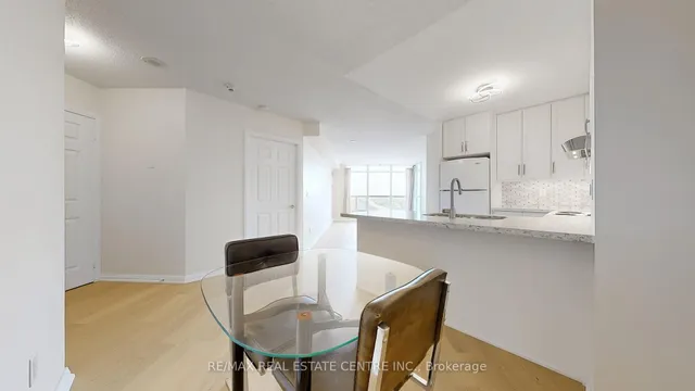 Additional image 10 of 220 Forum Dr Unit 613