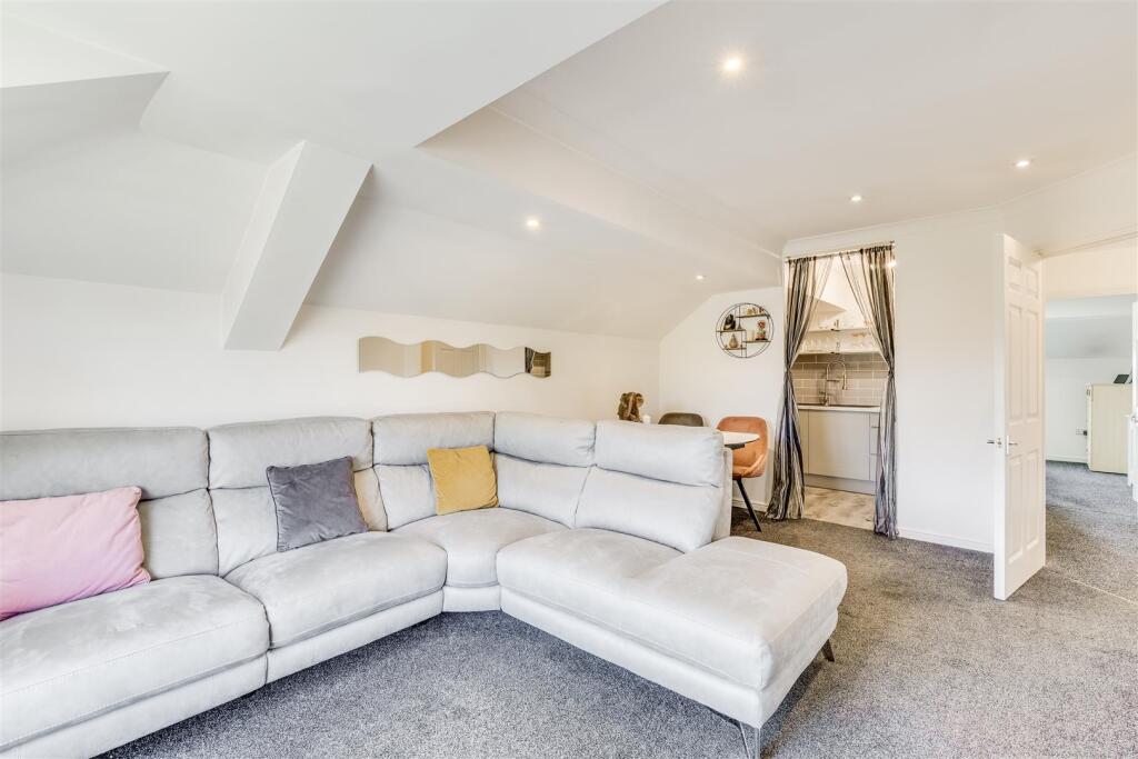 Additional image 10 of Beaumont House, Cole Green Lane, Welwyn Garden