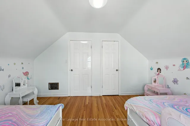 Additional image 24 of 7 Deer Ave