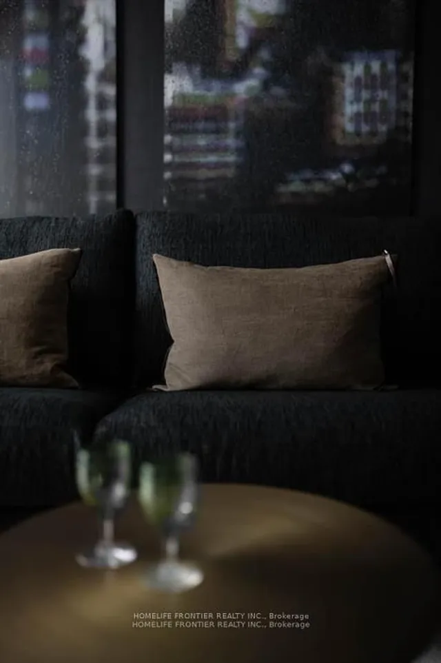 Additional image 40 of 388 Bloor St Unit 1107