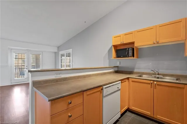 Additional image 13 of 1431 Walker's Line Unit 413