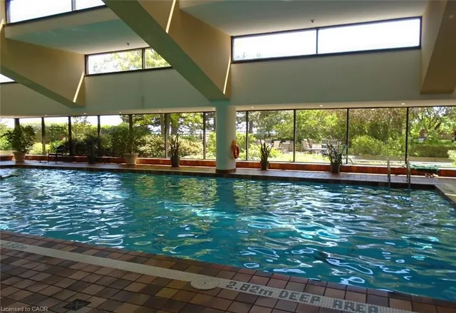 Additional image 2 of 65 Harbour Sq Unit 906