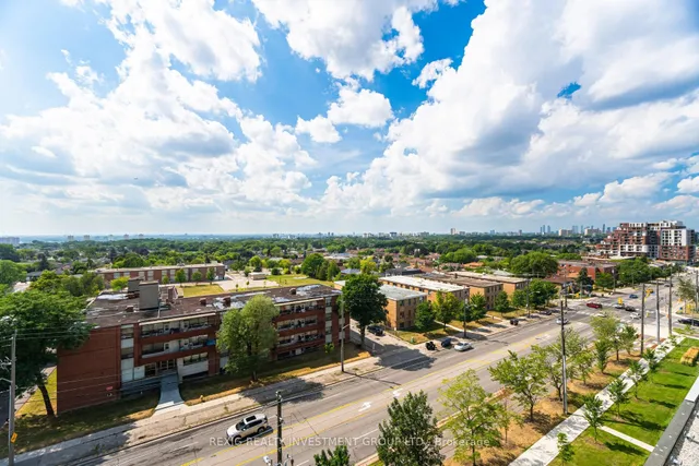 Additional image 22 of 50 George Butchart Dr Unit 723