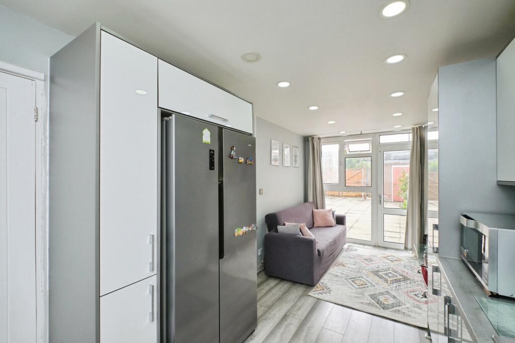 Additional image 4 of Royston Croft, BIRMINGHAM, West Midlands, B12