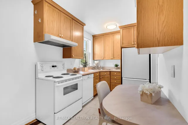 Additional image 18 of 100 Park Home Ave