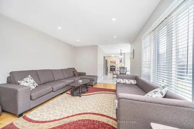 Additional image 15 of 17 Mainard Cres