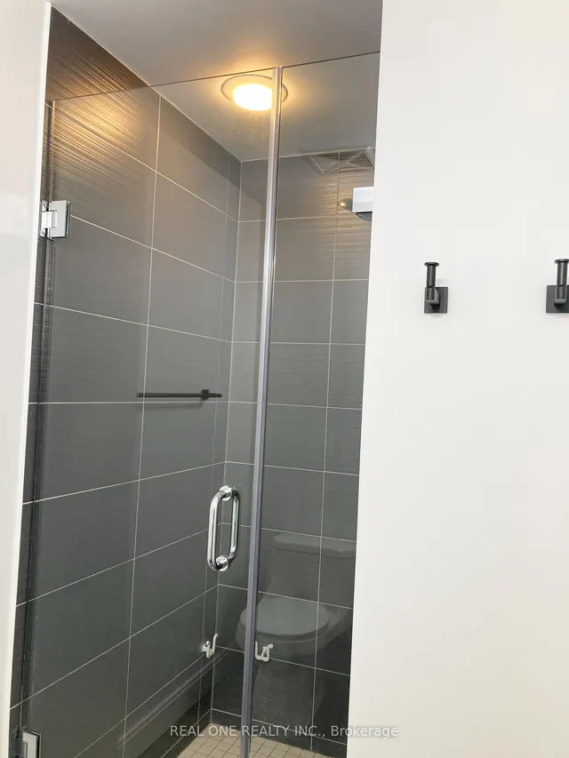 Additional image 18 of 50 Absolute Ave Unit 405