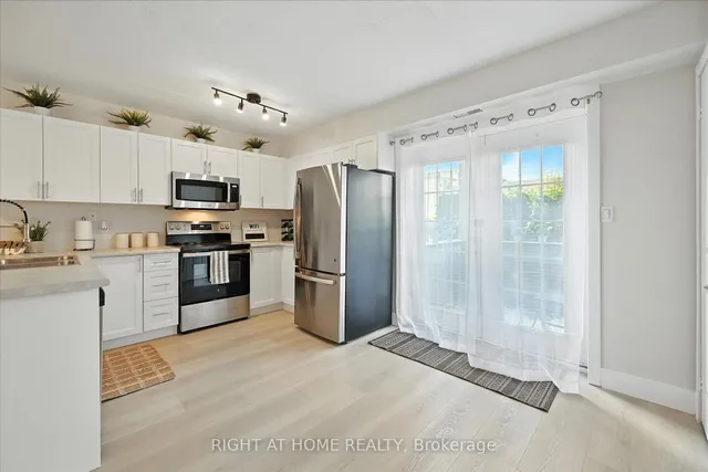 Additional image 7 of 1421 Walker's Line Unit 102