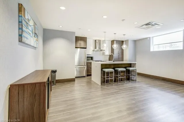 Additional image 32 of 16 Markle Cres Unit 311