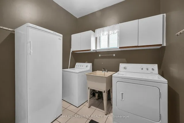 Additional image 10 of 70 Golfview Cres