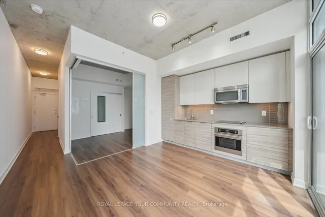 Additional image 10 of 210 Simcoe St Unit 1902