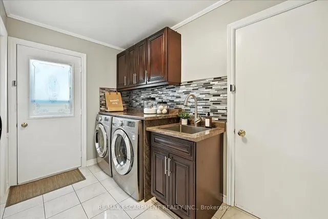 Additional image 19 of 10 Yorkview Pl