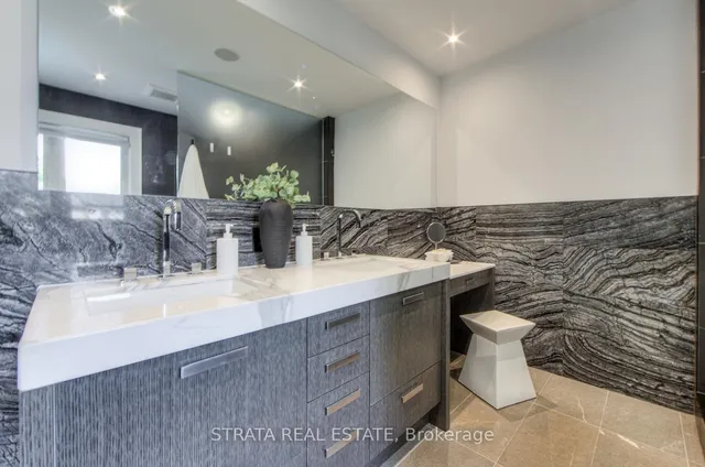 Additional image 22 of 33 Shadwick Dr