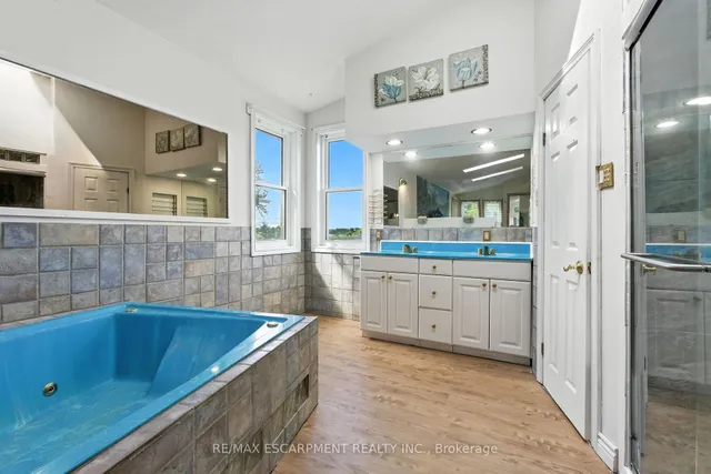 Additional image 41 of 5 Mazza Ave