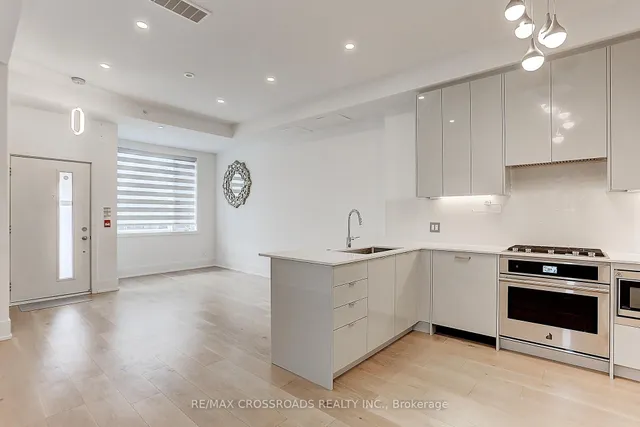 Additional image 14 of 270 Davenport Rd Unit TH3