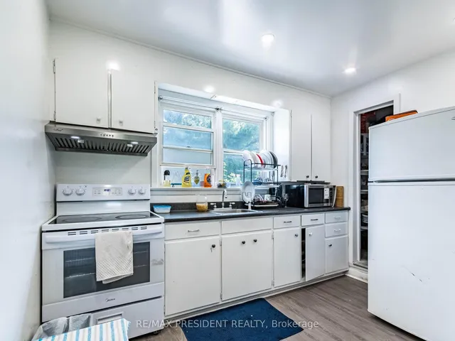 Additional image 17 of 135 Kitchener Rd