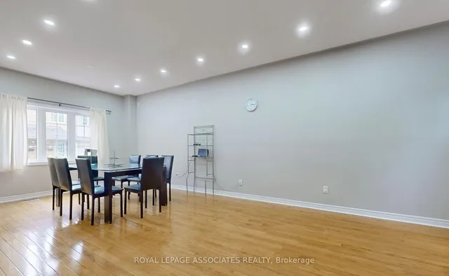 Additional image 6 of 100 Beddoe Dr Unit 25