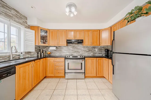 Additional image 33 of 2790 Eglinton Ave Unit 1