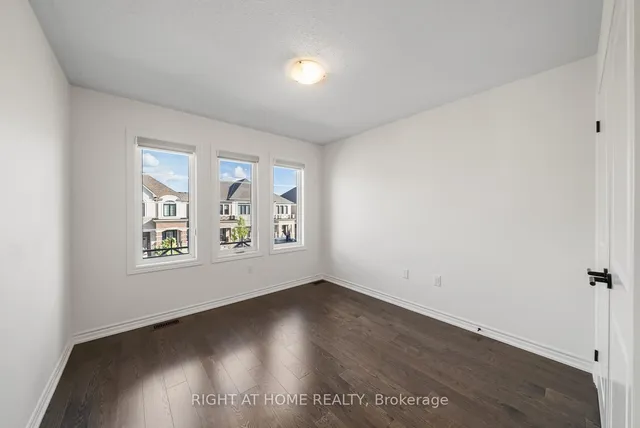 Additional image 29 of 471 Bergamot Ave