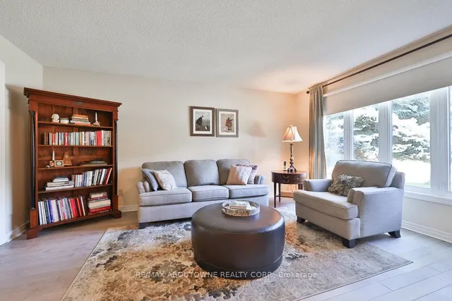 Additional image 7 of 542 Hambling Crt