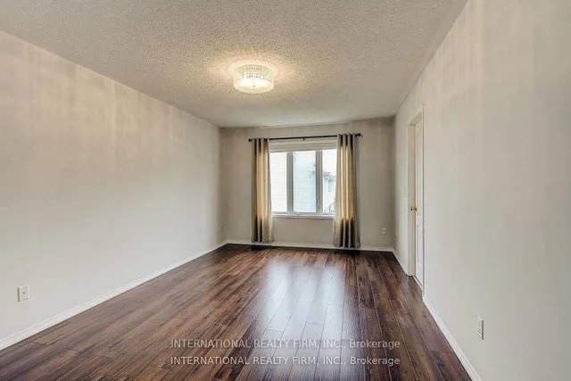 Additional image 19 of 4881 Capri Cres