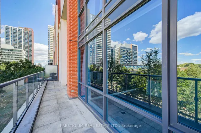 Additional image 37 of 170 Sumach St Unit 418