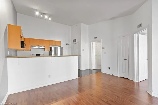 Additional image 14 of 1431 Walker's Line Unit 413