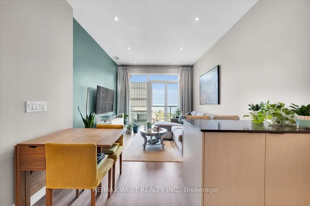 Additional image 6 of 56 Annie Craig Dr Unit 1603