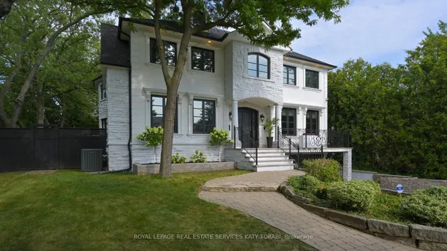 Additional image 4 of 2 Gordon Rd