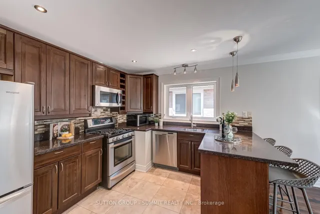 Additional image 11 of 47 Rayside Dr