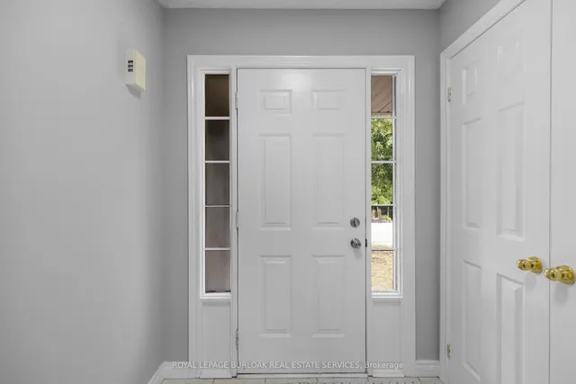 Additional image 3 of 130 Robert St Unit 32