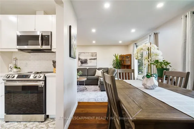 Additional image 13 of 444 QUEEN VICTORIA Dr