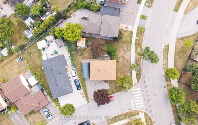 Additional image 47 of 36 Shalom Cres