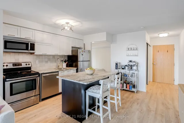 Additional image 4 of 38 Joe Shuster Way Unit 1411