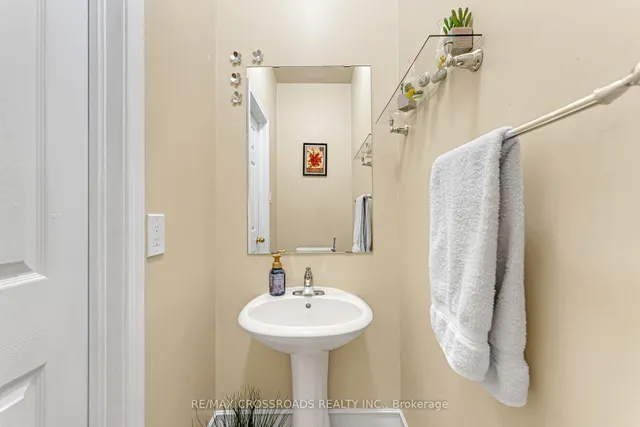 Additional image 11 of 6622 Song Bird Cres