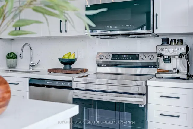 Additional image 17 of 397 Front St Unit 3909